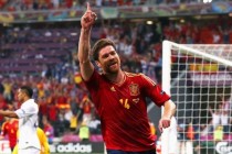 Slavljenik Xabi Alonso odveo Španiju u polufinale