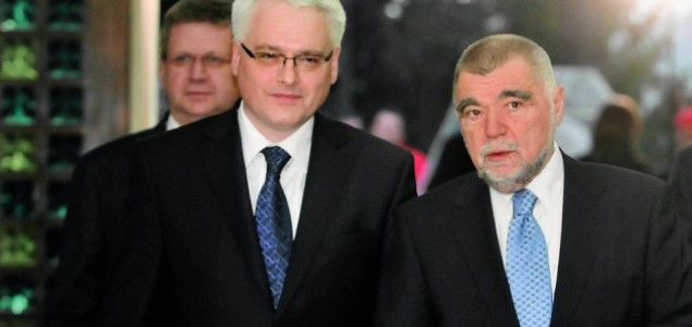 Kič i patetika: Ima li kraja blamažama Ive Josipovića?
