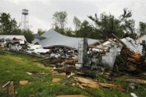 Tornado u Kanzasu: Oštećeno 200 kuća, jedna osoba poginula