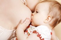 Majčino mlijeko – najbolje za bebu