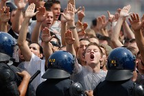 Policija: Nisu pederi Papa da moraju biti bezbjedni