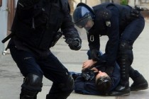 Fotoreporter AFP-a Hrvoje Polan: Policajac me uhvatio za vrat i psovao