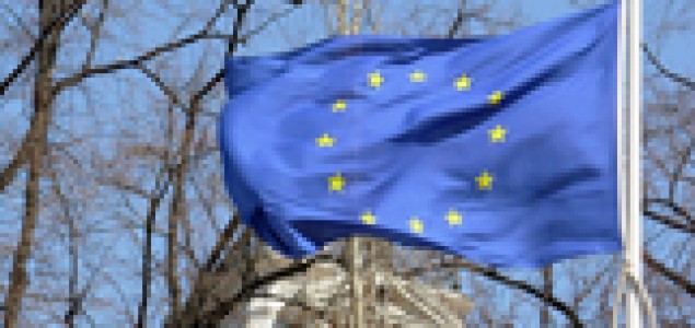 EU: Tri programa za spas prezaduženih