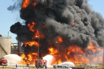 Požar u rafineriji : Počela evakuacija obližnjeg stanovništva, ima ozlijeđenih radnika-VIDEO