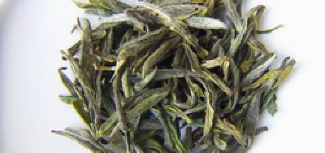 Žuti čaj: zlatni napitak stvoren za borbu s kilogramima