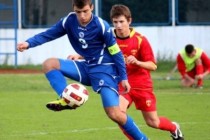 Kapiten U-17 reprezentacije BiH, Miloš Aćimović se bori za život