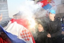 U Banjoj Luci zapaljena hrvatska zastava