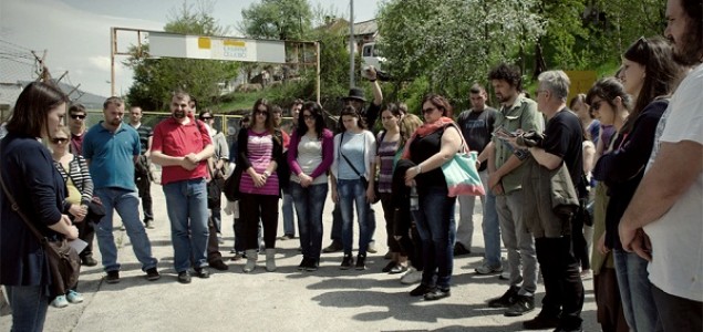 Mladi iz cijele BiH posjetili mjesta stradanja civila i poklonili se žrtvama rata