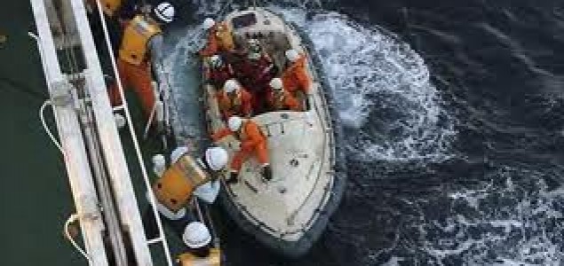 Jedna beba nastradala, 88 spašenih u brodolomu u Australiji
