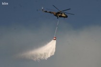 Dva vojna helikoptera gase požare, u Jablanici vape za kanaderima
