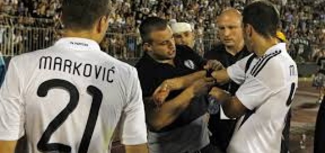 Partizan ispao iz Lige prvaka, vođa navijača kapitenu skinuo traku