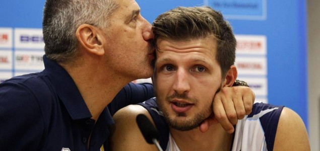 Čovjek u kojeg je zaljubljena nacija: Nikada nismo voljeli jednoga trenera kao Aleksandra Petrovića