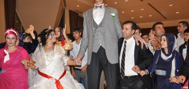 Oženio se najviši čovjek na svijetu