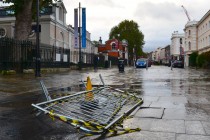 Oluja i jaka kiša paralizirali Veliku Britaniju: U Sussexu nestalo 14-godišnje dijete