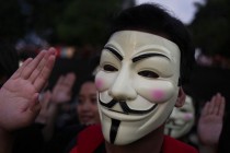 Otkriveno da je vladine stranice hakirao maloljetnik: Anonymous 12-godišnjaku plaćao video igrama