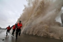 Tajfun Fitow pogodio istočnu obalu Kine