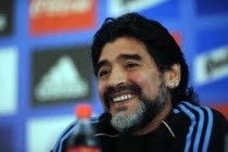 Maradona: Želim klupu Napolija! Trenutno nikog ne treniram jer me se ljudi boje