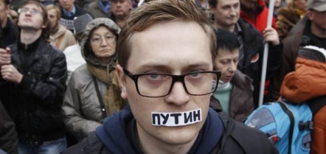 Rusija na nogama: Hiljade ljudi na protestu protiv Putina: “Putine, lopove!” “Sloboda političkim zatvorenicima!”
