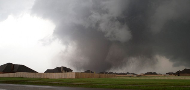 SAD: Tornado odnio pet života