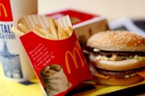 Šokantno otkriće o hamburgerima McDonalds’a (VIDEO)