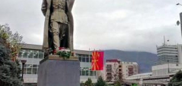 Niko ne zna ko je postavio spomenik Titu u Skoplju
