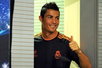 Ronaldo “favorit” za večerašnje osvajanje Zlatne lopte?!