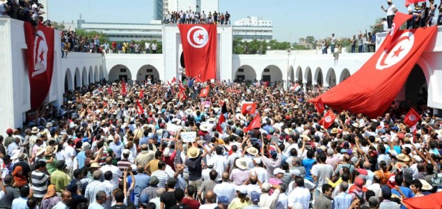 U Tunisu glasanje o sekularnom ustavu