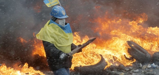Kijev i dalje liči na ratnu zonu, opozicija najavila ofanzivnije djelovanje
