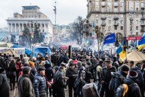 Ukrajina: Policija uklanja kamp demonstranata, jedna osoba poginula