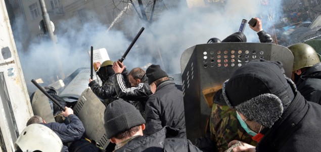Kijev gori: 30 poginulih i 1000 ranjenih