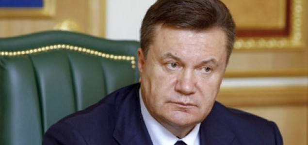 Dok lov na Janukoviča traje, opcije za bijeg se sužavaju