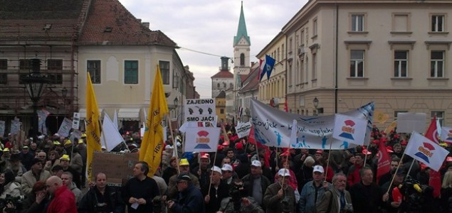 Prosvjed protiv Zakona o radu na Markovom trgu