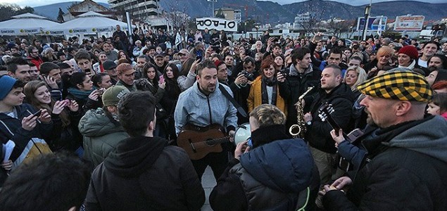 Dubioza kolektiv na protestu u Mostaru