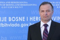 Helez o reviziji i zabrani ulaska pomoćniku i saradnicima: Ako oni prvi ne završe na sudu, odlazim iz BiH