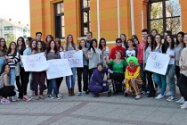 Akcija srednjoškolaca: Gimnazija Mostar dijeli sreću