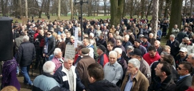 Ratni veterani danas ponovo protestuju pred Narodnom skupštinom RS