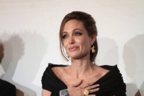 Zvijezda velikog srca: Angelina Jolie donirala 50.000 dolara za stradale u poplavama u BiH i Srbiji