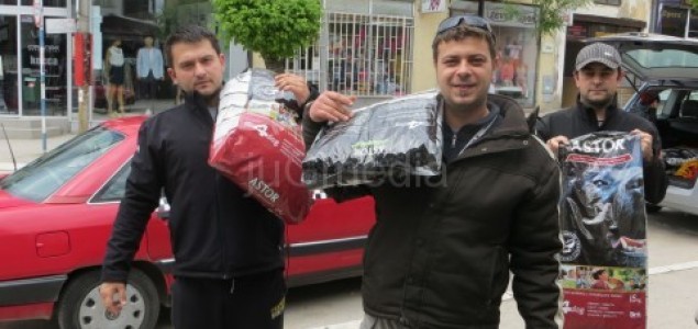 Kinolozi iz Makedonije pomažu ljudima i životinjama u poplavljenim područjima