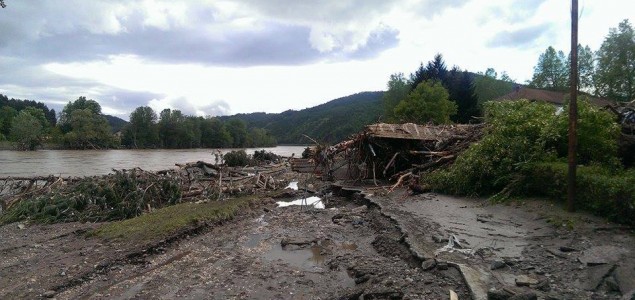 Poplave u BiH: Nekoliko sela u okolini Nemile odsječeno od ostatka države