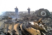 Istraga: Veliki broj predmeta pogodio malezijski avion
