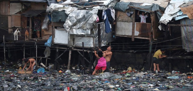 Tajfun usmrtio najmanje deset osoba na Filipinima