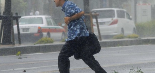 Tajfun Neoguri: ”Posebna uzbuna” na jugu Japana, 480 tisuća ljudi pozvano na evakuaciju