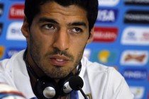 Barcelona consult lawyers over whether to appeal against Luis Suárez’s ban