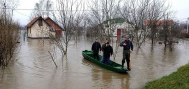 Region ponovo suočen sa poplavama, uključeni meteo alarmi