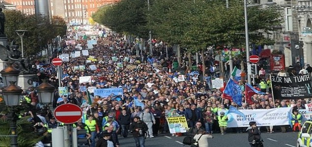 U Irskoj 100.000 ljudi na ulicama zbog  poskupljenja  vode