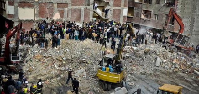 Kairo: Deset osoba poginulo nakon što se srušila osmospratnica