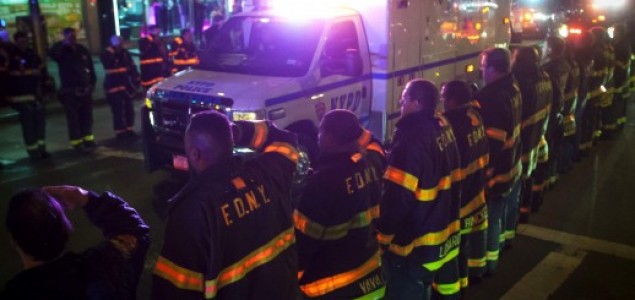 Osveta za Garnera? Napadač u New Yorku ubio dva policajca