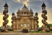 Mahabat Maqbara: savršen spoj Indo-islamske i gotičke arhitekture, Indija