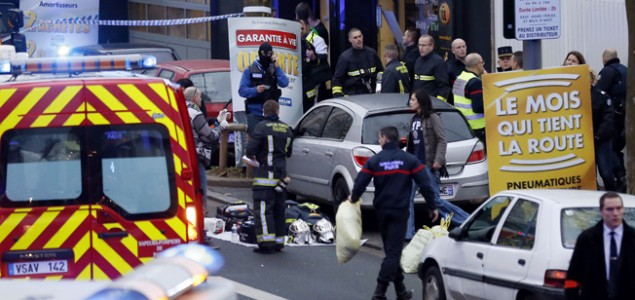 Novi napad u Parizu:  Teško ranio policajca i pobjegao u podzemnu željeznicu!