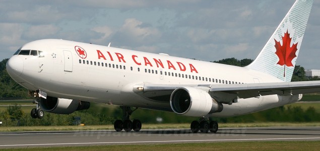 Kanada: Avion izleteo sa piste pri sletanju, 22 osobe povređene